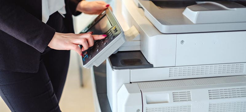 Cách khắc phục màn hình cảm ứng Ricoh bị treo tại văn phòng